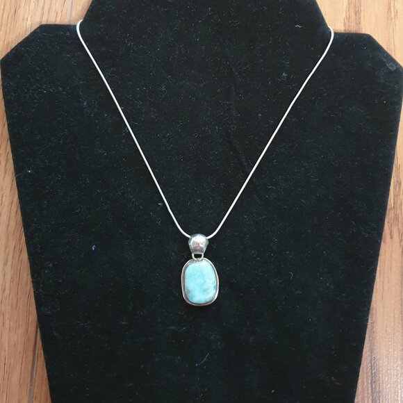 Elegant Vintage Italian 925 Sterling Silver Blue Larimar Pendant Necklace - Picture 9 of 14